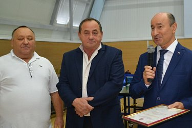 Виктор Купчик учредил турнир по настольному теннису  